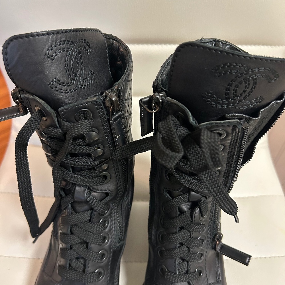 Chanel combat boots women’s size 5 EUC